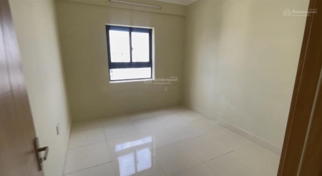 Cho thuê 60m2/2pn 2wc có 1 máy lanh, 1 giường, 1 tủ, rèm 6,5tr/tháng