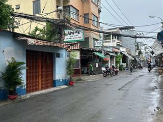 Bán gấp nhà 3 lầu, mặt tiền đường xóm chiếu, quận 4
