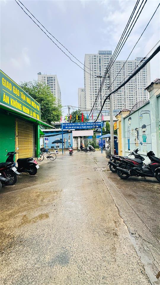 Bán gấp nhà hẻm xe hơi, 144 nguyễn khoái, phường vĩnh hội, quận 4