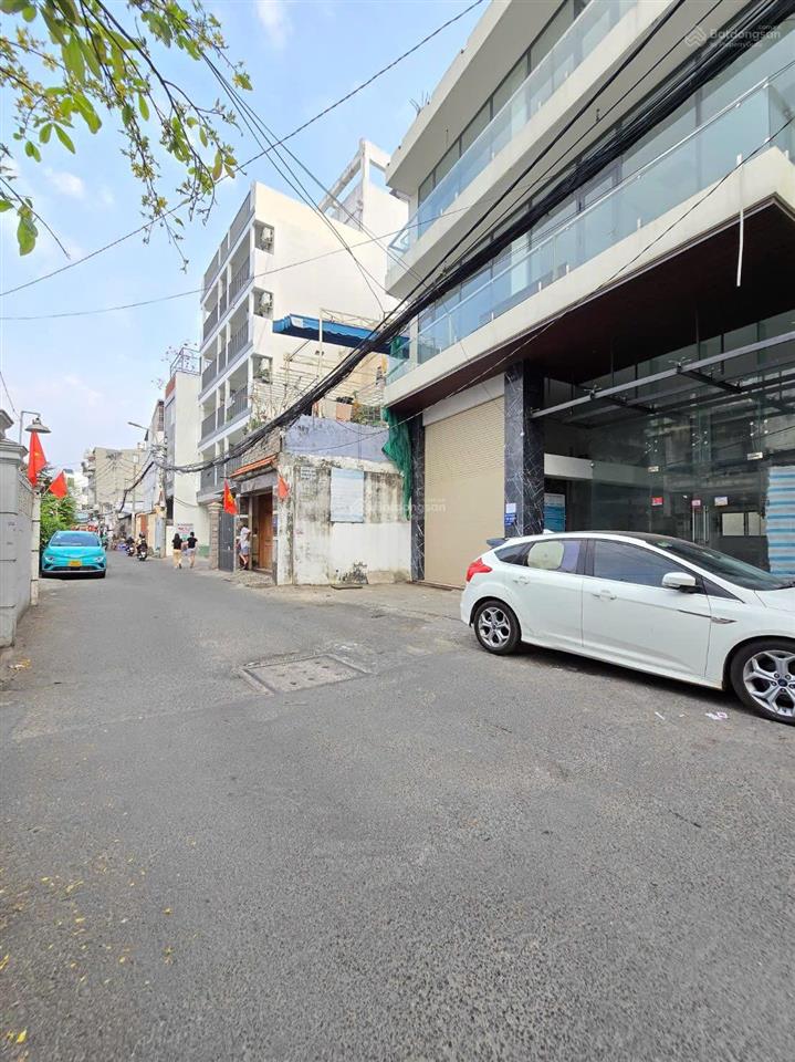 Toà nhà ngang 13.6x25m , 6 tầng, đối diện lottemart, cityland gò vấp