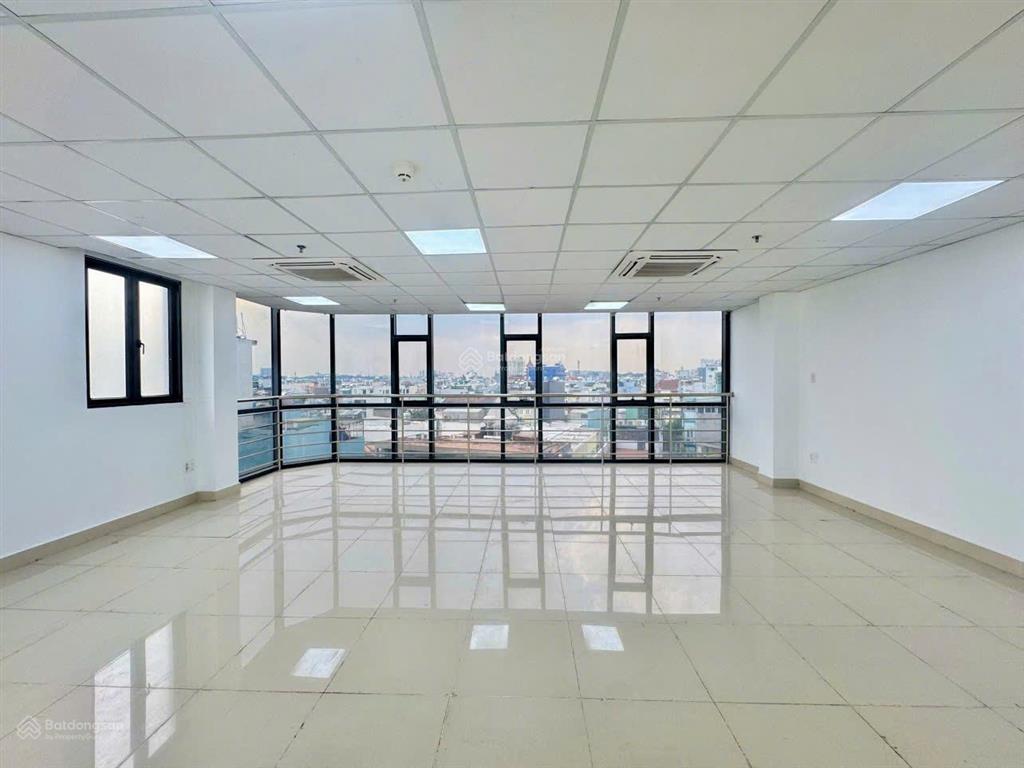 Cho thuê văn phòng gần cầu sài gòn đường tân cảng, p25, quận bình thạnh 100m2 giá 25tr/tháng cc