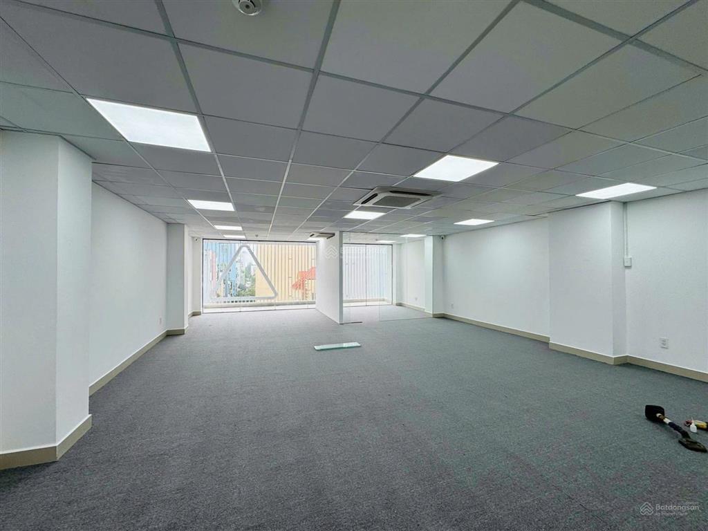 Cho thuê sàn 110m2 19tr/tháng đường lê trung nghĩa, p12, gần sân bay khu k300