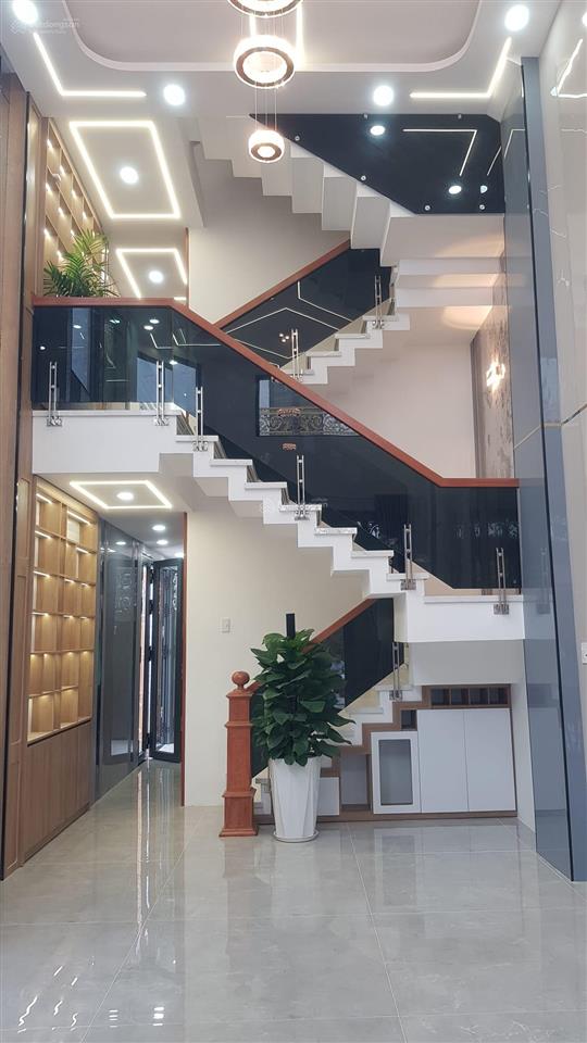 Bán nhà 225/ sát mặt tiền chợ gò xoài, phường bhha, bình tân, giá 9.8 tỷ thương lượng
