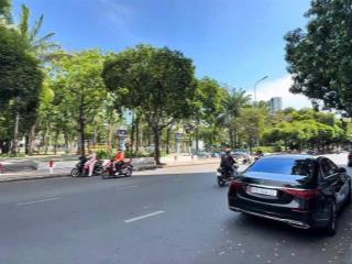  duy nhất mặt tiền hai bà trưng (đối diện công viên lê văn tám)