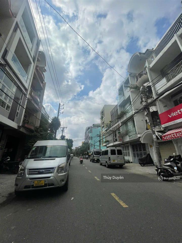 Bán nhà hẻm 606 đường 3 tháng 2, quận 10 (dt 5,1x32m)