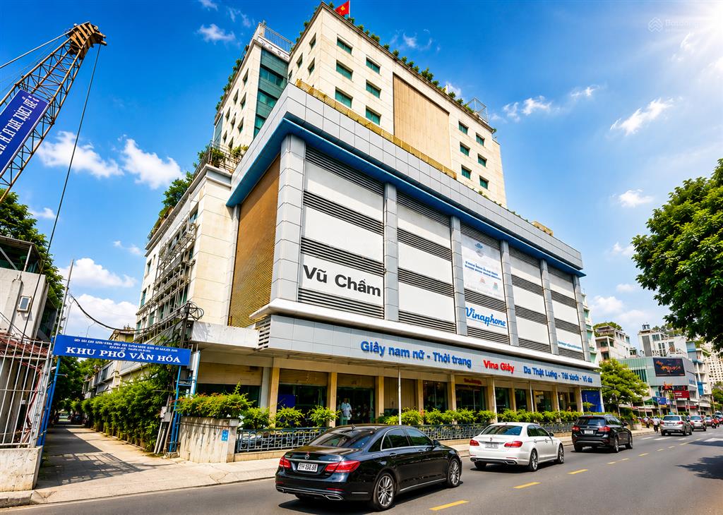 Chuyển nhượng tòa nhà 8200m2  mt lý chính thắng, quận 3