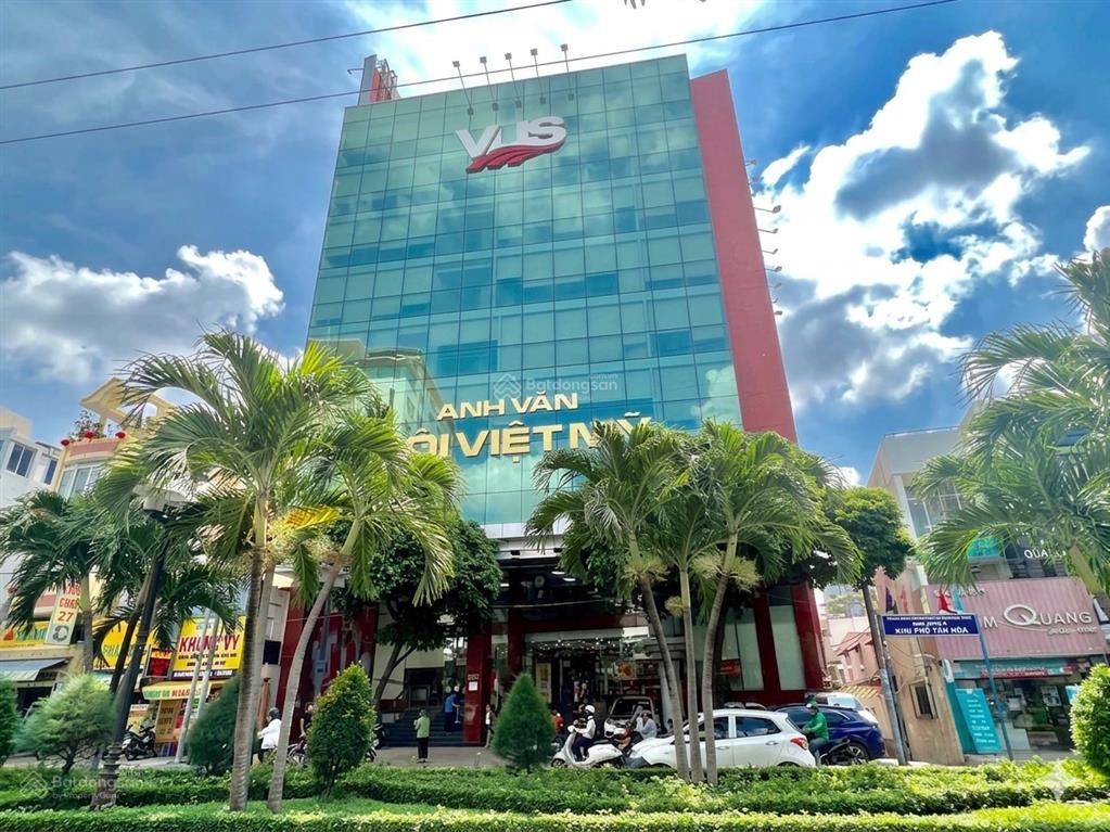 Chuyển nhượng tòa nhà 3700m2 mt phan xích long, pn