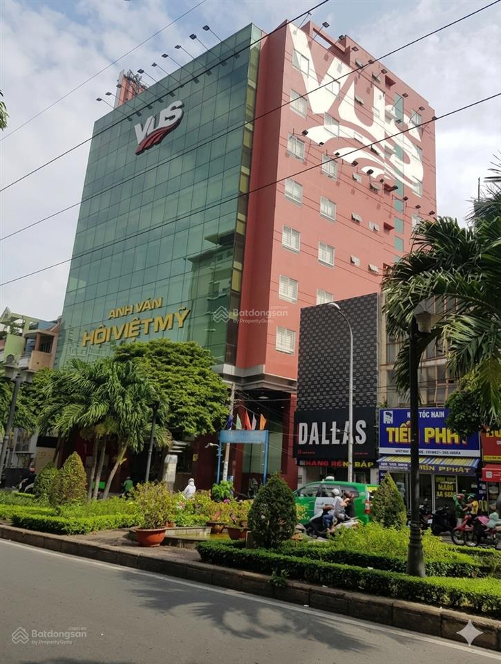 Chuyển nhượng tòa nhà 3700m2 mt phan xích long, pn