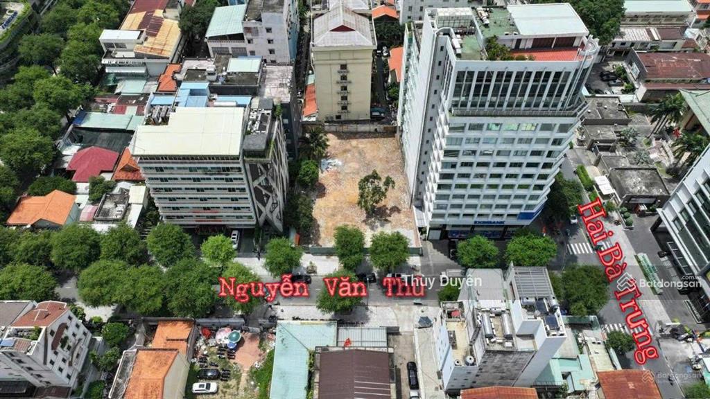 Bán nhà mt nguyễn văn thủ (góc hai bà trưng) quận 1