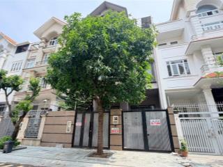Bán biệt thự 340m2, hầm 3 lầu  hxh trường chinh, tân bình