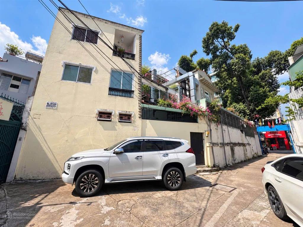 Bán nhà 18x25m  2mt 63 trần quốc thảo, quận 3