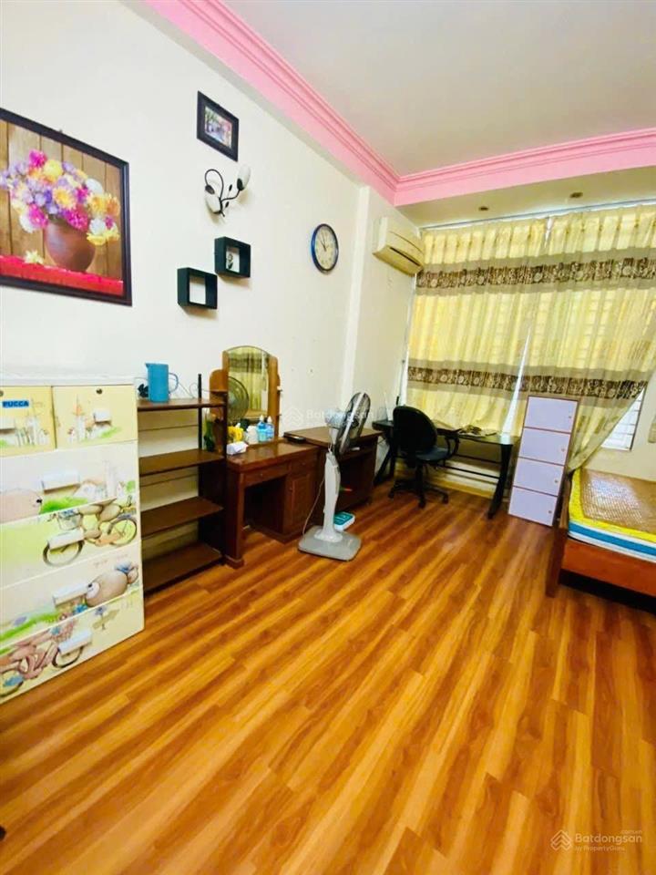 Cho thuê nhà riêng  trung tâm hoàng mai  5 tầng  full nội thất  xách vali vào ở ngay