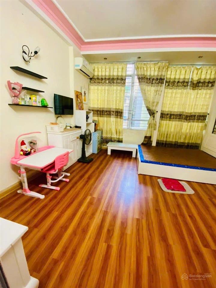 Cho thuê nhà riêng  trung tâm hoàng mai  5 tầng  full nội thất  xách vali vào ở ngay