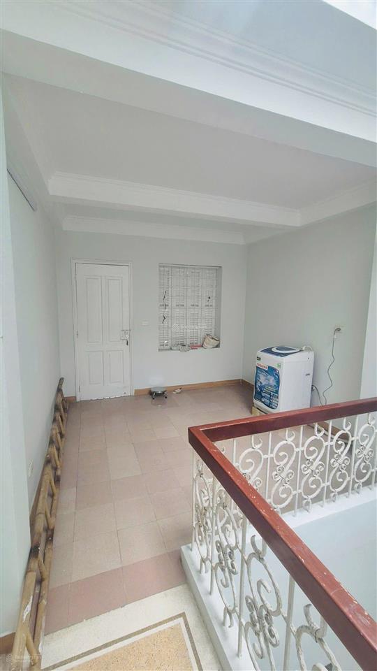 Cho thuê trọ ô đồng lầm  cạnh hồ ba mẫu  oto ngủ trong nhà