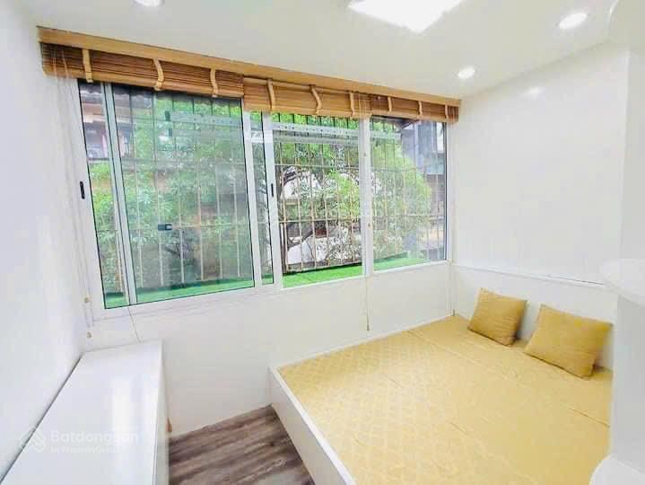Cho thuê chung cư mini 2 ngủ nam thành công  giao thông thuận tiện  tuyến phố trung tâm