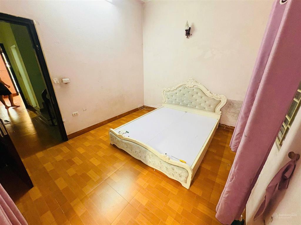 Cho thuê phòng trọ bằng liệt  hàng xóm kđt linh đàm  rộng rãi  thoáng mát