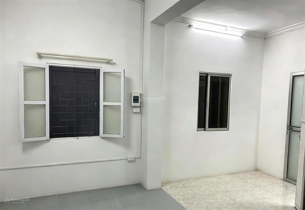Cho thuê chung cư mini vân hồhbtcạnh cv thống nhất giao thông thuận tiệnnhiều tiện íchở sướng