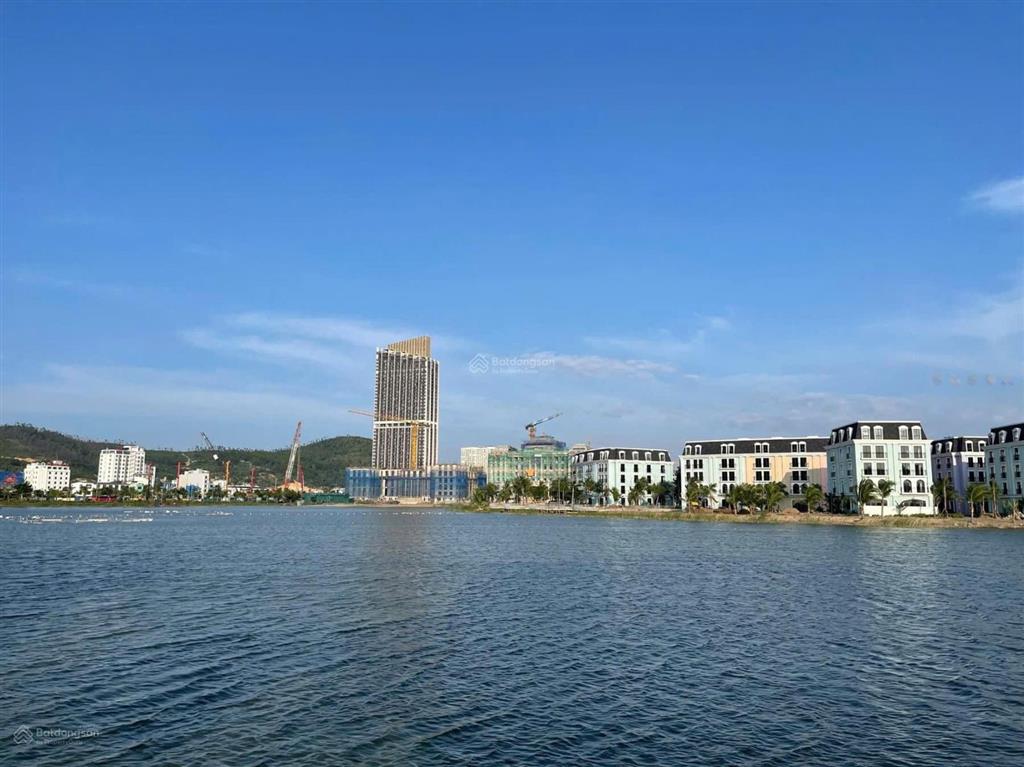 Bán shouse harbor bay hạ long  vị trí đẹp trục đường đôi gần biển. 0865 794 ***
