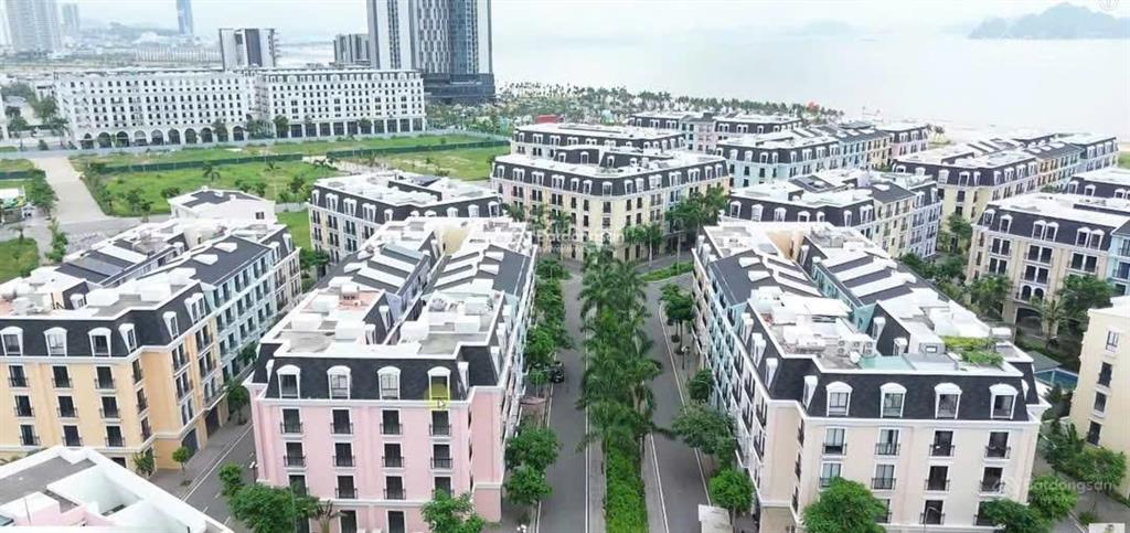 Bán shouse harbor bay hạ long  vị trí đẹp trục đường đôi gần biển. 0865 794 ***