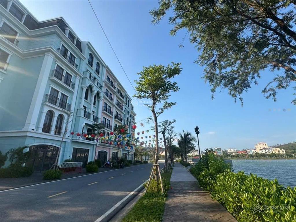 Bán shouse harbor bay hạ long  vị trí đẹp trục đường đôi gần biển. 0865 794 ***