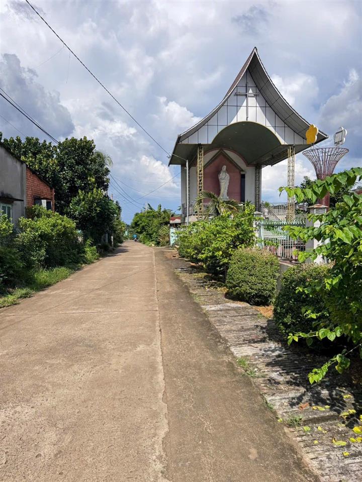 Đất nền thổ cư sổ riêng, 125m2,mặt tiền đường nhựa, ngay chợ, uỷ ban ca, phường bình lộc,đồng nai