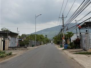 Bán đất thị trấn gia ray, xuân lộc, đồng nai. 235m2 thổ cư sổ riêng view núi chứa chan, giá 900tr