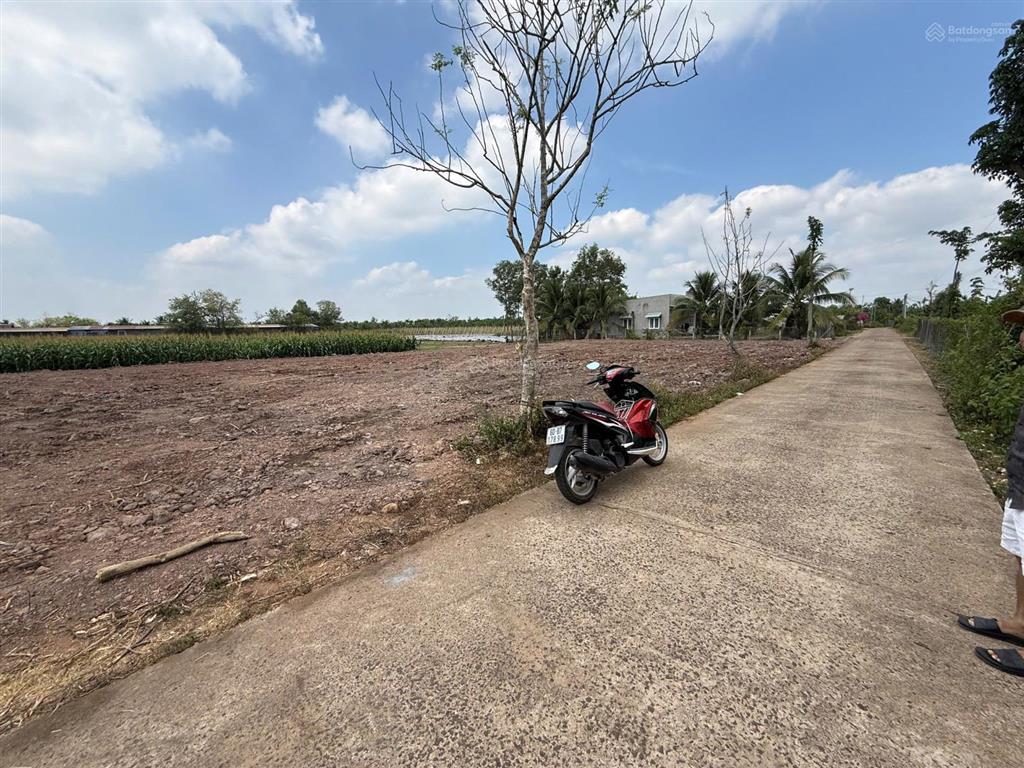 Bán nền đất thổ cư 120m2 đường ô tô thông phường xuân lộc, tp đồng nai. gần núi chứa chan