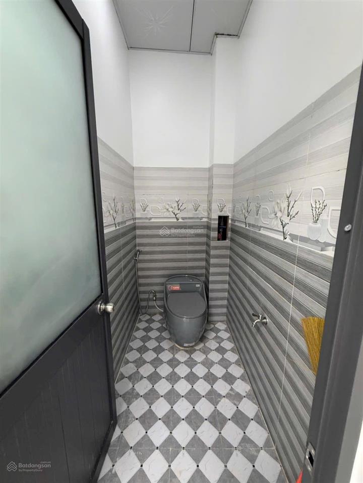 Bán nhà mới ở ngay long khánh, đồng nai. nhà 2pn, 2wc đường xe tải thông thoáng chỉ 1 tỷ 580