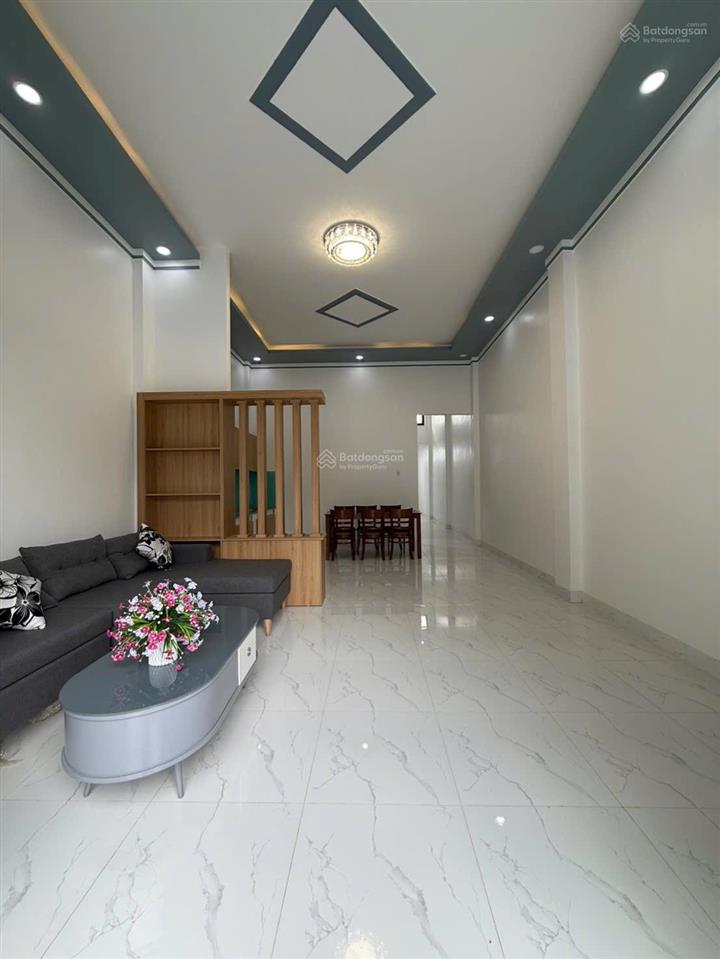 Bán nhà mới ở ngay long khánh, đồng nai. nhà 2pn, 2wc đường xe tải thông thoáng chỉ 1 tỷ 580