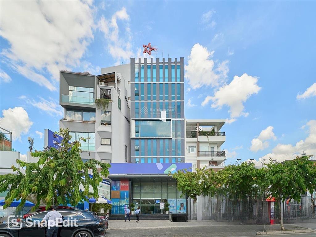 Cho thuê văn phòng đường trần não, quận 2, sẵn fiout 3 phòng, dt 135m2