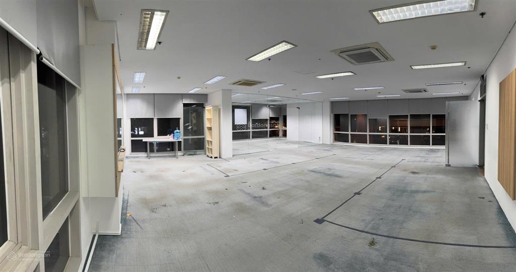 Hiếm có  sàn lớn nguyễn văn hưởng thảo điền | 270m²  72 triệu
