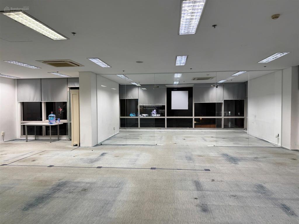Hiếm có  sàn lớn nguyễn văn hưởng thảo điền | 270m²  72 triệu