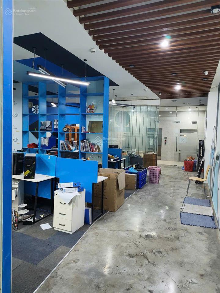 Cho thuê văn phòng đồng văn cống thạnh mỹ lợi, sẵn fitout ngăn vách||dt 190m2  50 triệu