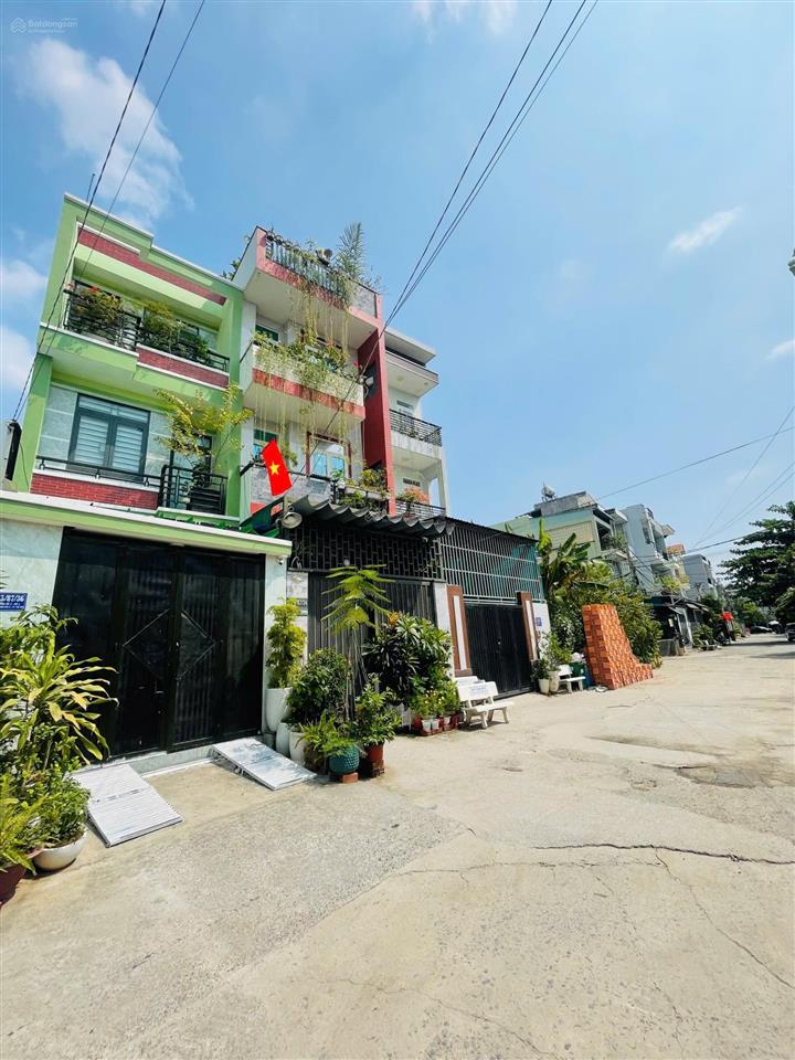 Bán đất gần đường lê văn việt, tăng nhơn phú, lô góc 2 mặt tiền 10x12m, đường hiện hữu 10 mét
