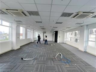 Cho thuê văn phòng trần não với lương định của || dt 200m2  free oto/xe máy