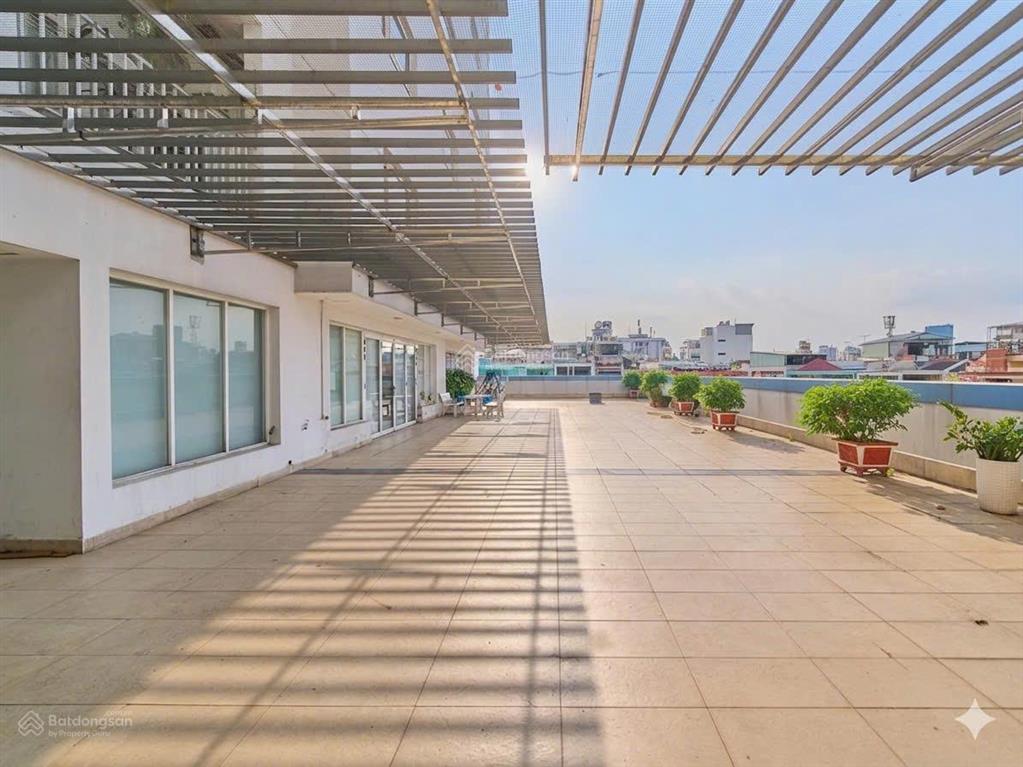 Cho thuê văn phòng hoa sứ  phan xích long, phú nhuận dt 200m2  giá 64 triệu/tháng