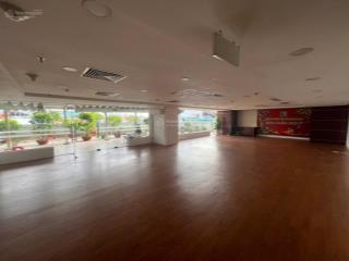Cho thuê văn phòng hoa sứ phan xích long phú nhuận dt 200m2  giá 64 triệu/tháng