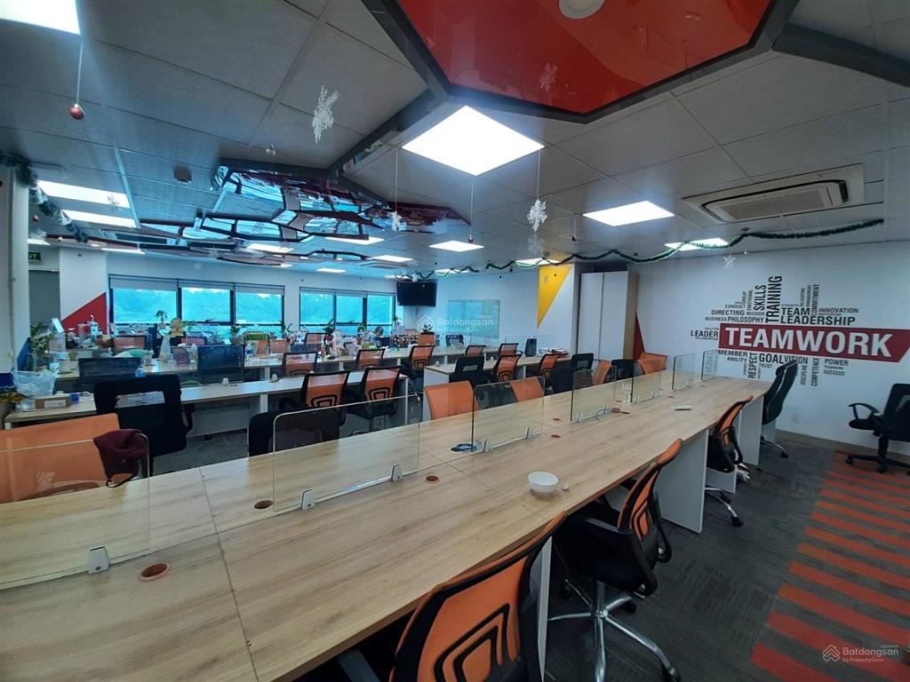 Cho thuê vp full nội thất 70 nhân sự  phường 25 bình thạnh, ngay điện biên phủ cầu sài gòn