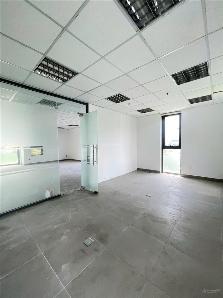 Cho thuê văn phòng giá tốt đường tạ hiện  thạnh mỹ lợi || dt 270m²  99 triệu