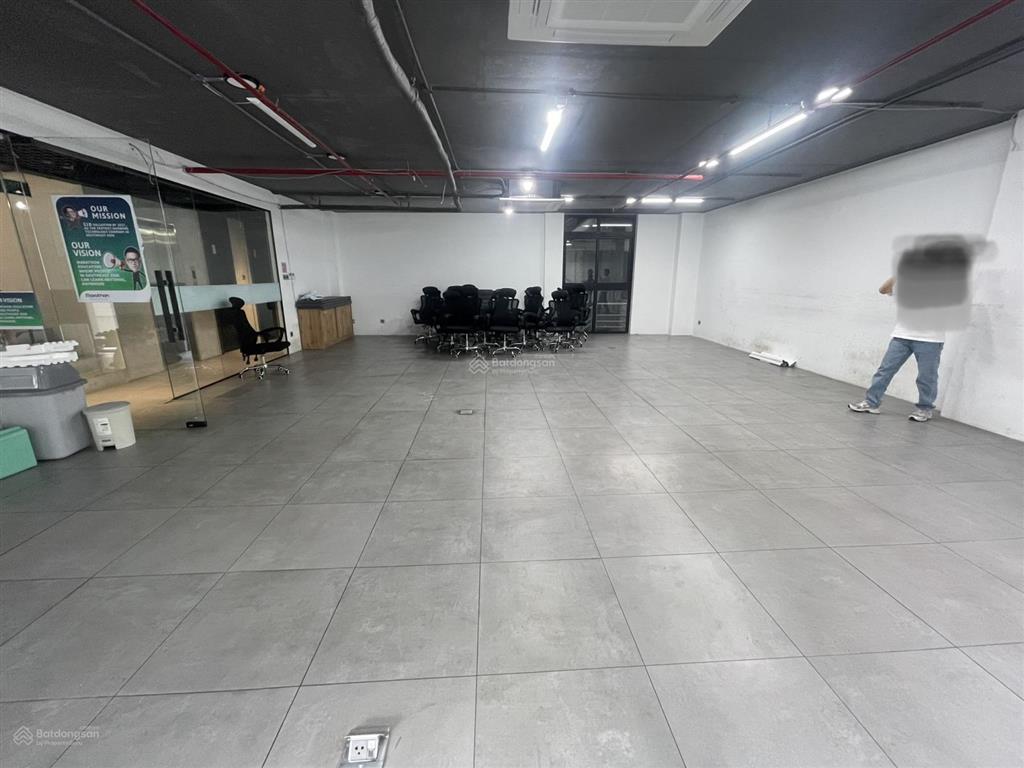 Cho thuê văn phòng nguyễn gia trí, bình thạnh, dt 140m2  giá 38 triệu/tháng