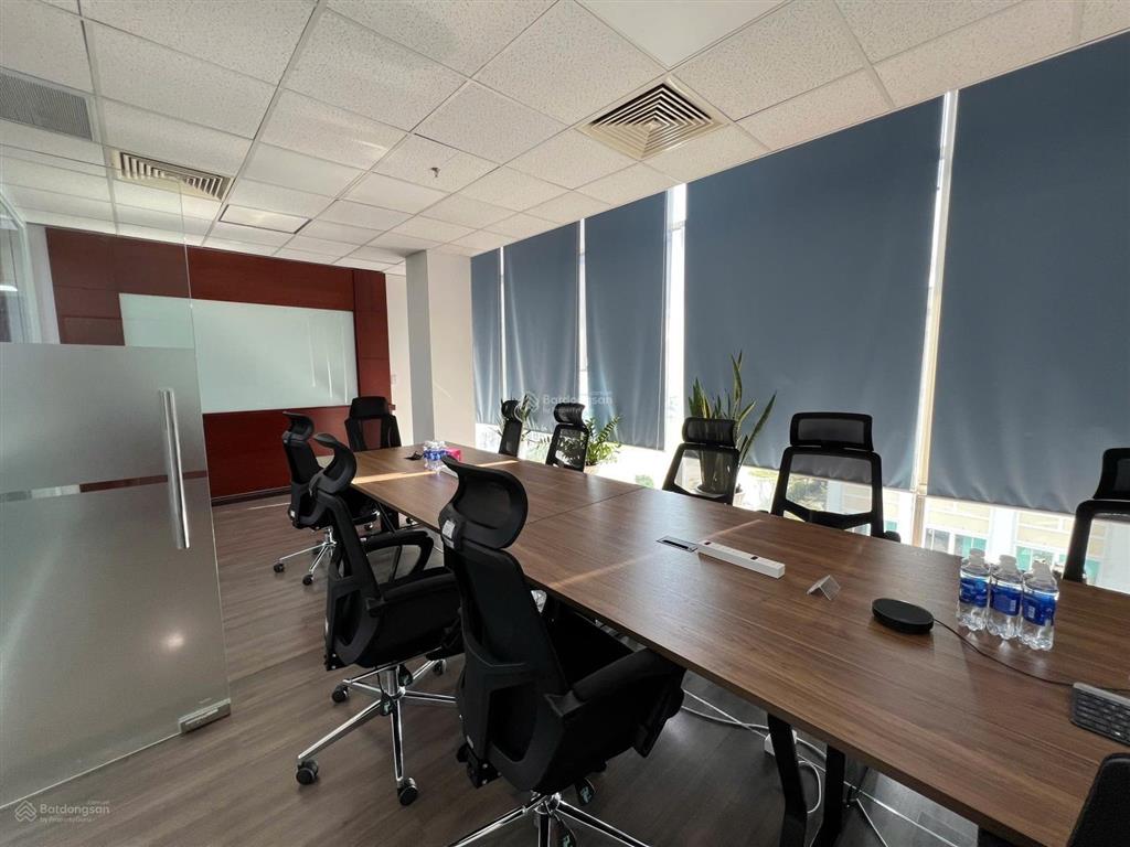 Cho thuê văn phòng hạng b đường hoàng văn thái, kđt phú mỹ hưng  tân phú || dt 300m2