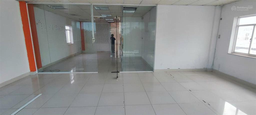 Cho thuê văn phòng lê văn sỹ tân bình  dt 160m2  29 triệu  giá rẻ nhất tân bình