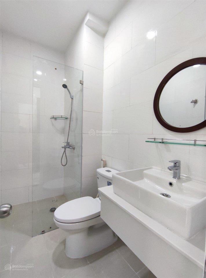 Cho thuê phòng trọ cao cấp ngay gần cv hoàng văn thụ đầy đủ tiện nghi