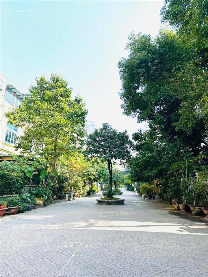 Siêu rẻ, bán biệt thự mỹ đình sông đà  studio  siêu phẩm 2 mặt tiền vị trí vàng 195mx10mx 4t