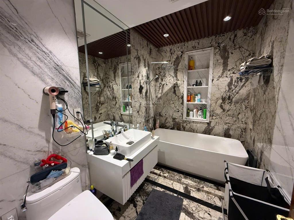 Bán biệt thự lô góc  linh đàm  dát vàng  280m2  5t  cực đẹp  0963 060 ***