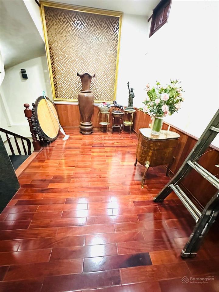 Giảm hẳn 16tỷ, tòa nhà 7 tầng, lô góc, thang máy. 1 nhà ra mặt phố huỳnh thúc kháng. 75m2 hơn 50 tỷ