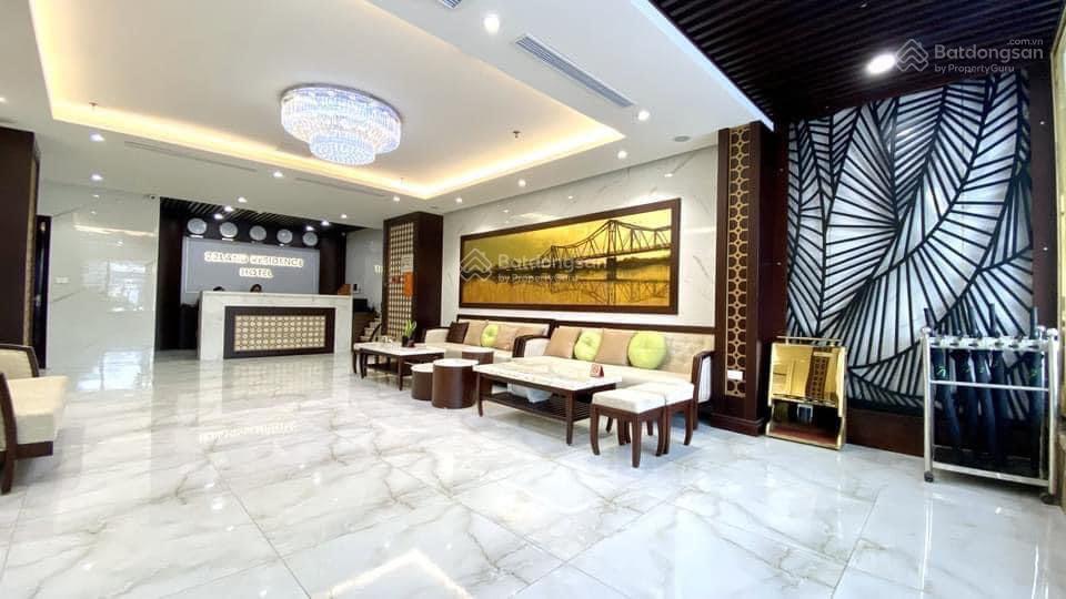 Siêu phẩm phân lô nghĩa đô  hoàng quốc việt vỉa hè  oto vào nhà, 75m x5,5m x4t, hơn 30 tỷ