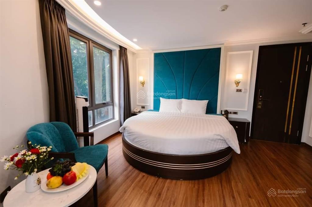 Giảm sốc 4 tỷ, bán căn hộ dòng tiền, cầu giấy 31 phòng, 90m2, 10 tầng, hầm, doanh thu 2 tỷ/năm
