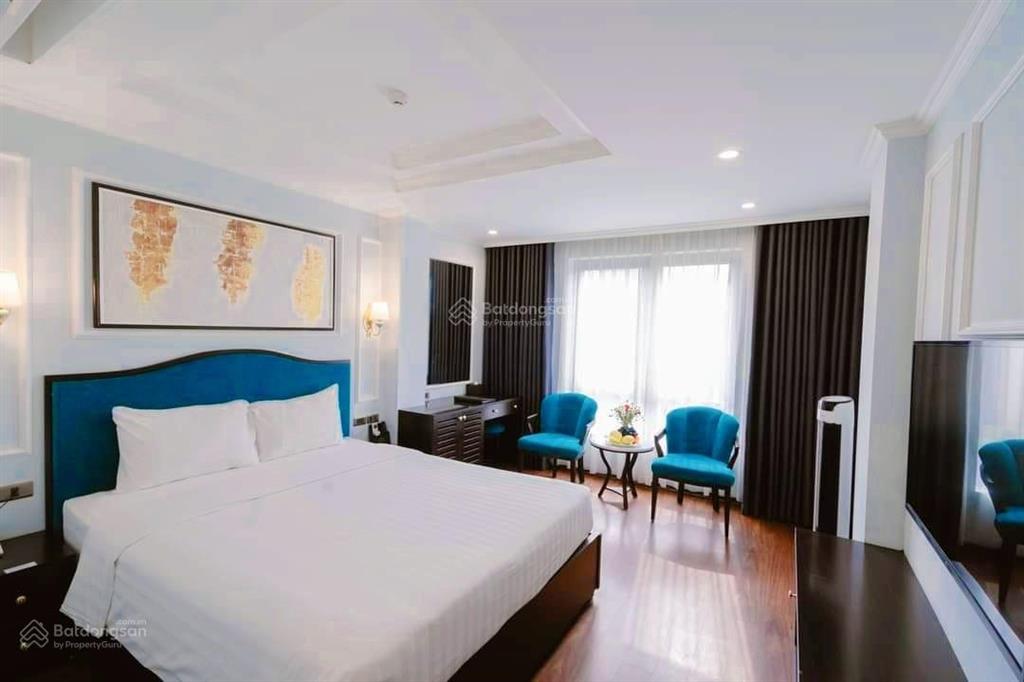 Giảm sốc 4 tỷ, bán căn hộ dòng tiền, cầu giấy 31 phòng, 90m2, 10 tầng, hầm, doanh thu 2 tỷ/năm
