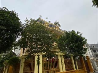 Cần bán gấp biệt thự mỹ đình, 2 thoáng, 195m2, 5 tầng, mt 10m, có sân vườn, hơn 6x tỷ